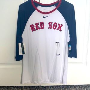 MLB Genuine Merchandise Boston Red Sox Shirt
